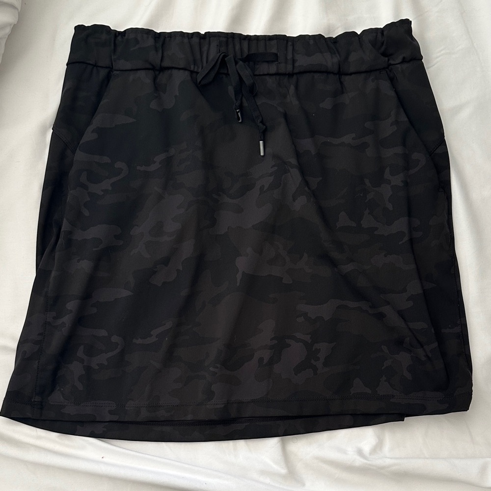 Hilary Radley Black Camouflage Mini Skirt